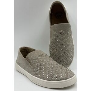 White Mountain Sparkly Bling Sneaker Slip On Shoe‎ Sz 7 Metallic Taupe